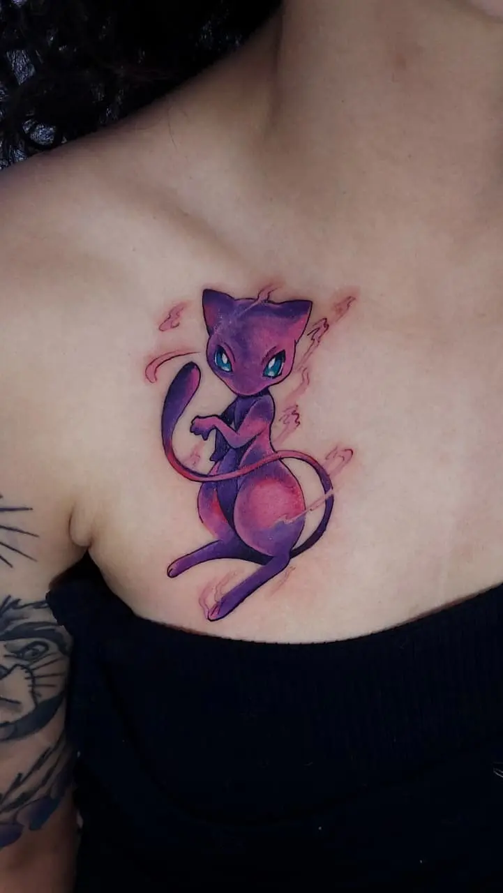 Tatuagem Mew Pokemon Colorida Geek em Mogi das Cruzes por Cris Verbena